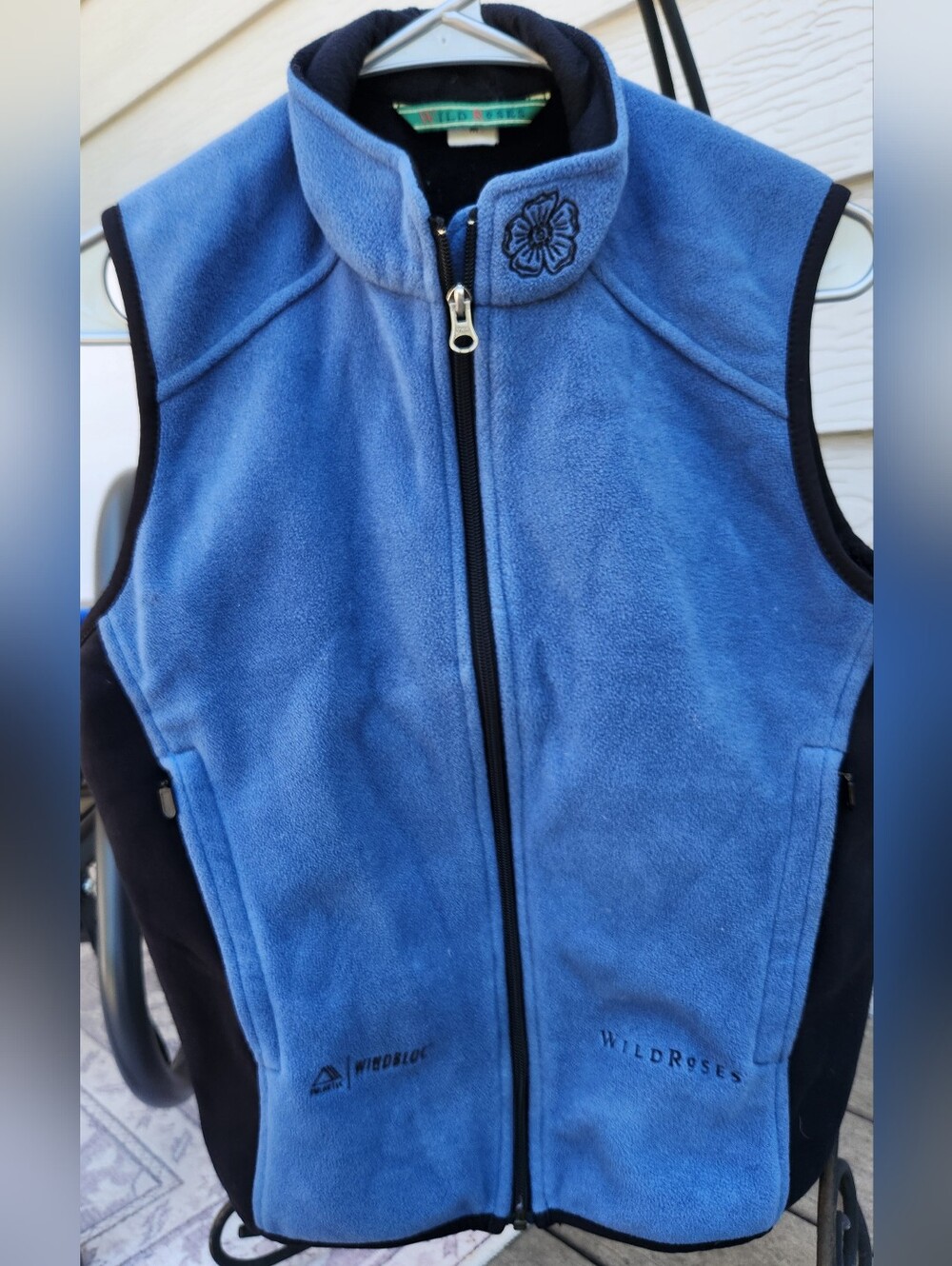 Outdoor Research - Wild Roses Womens Vest Windstop M